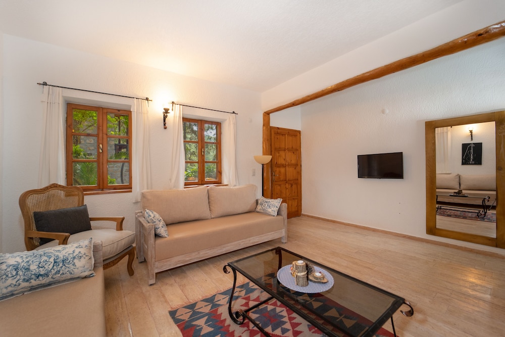 Watermill Villa & Hotel Faralya 24/50