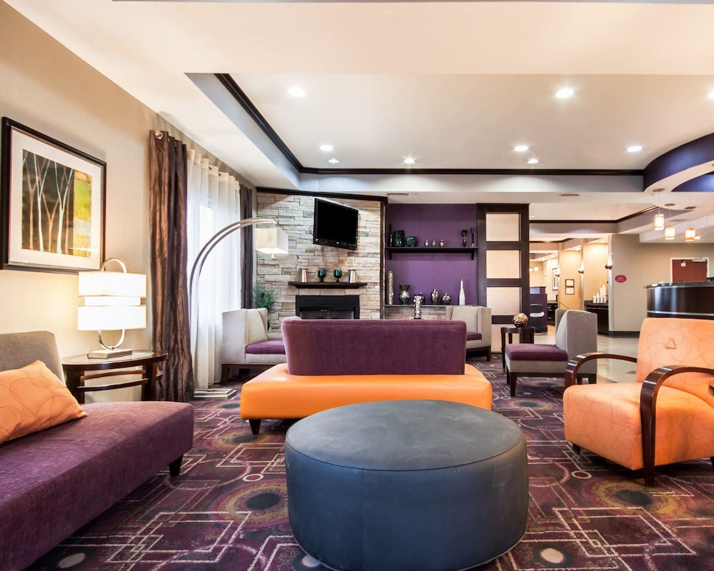 Comfort Suites Pecos 27/42