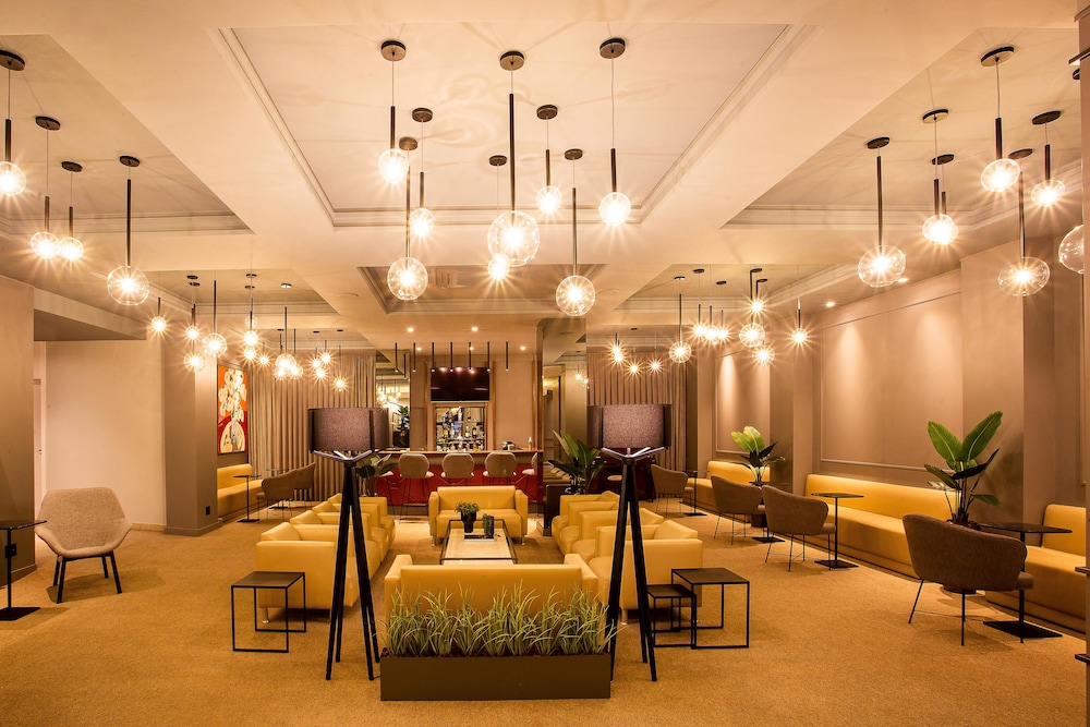 Hotel Metropole Maringa 57/69