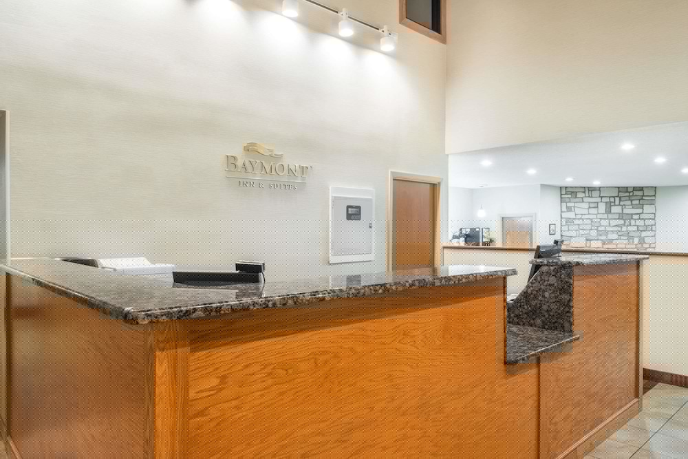 Baymont by Wyndham Metropolis 8/34