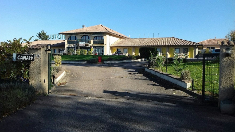 HOTEL LA HAIE DES VIGNES 59/68
