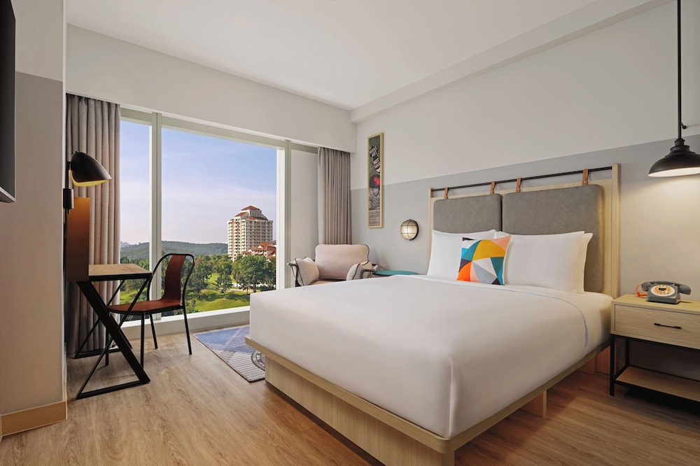 Moxy Putrajaya 9/40