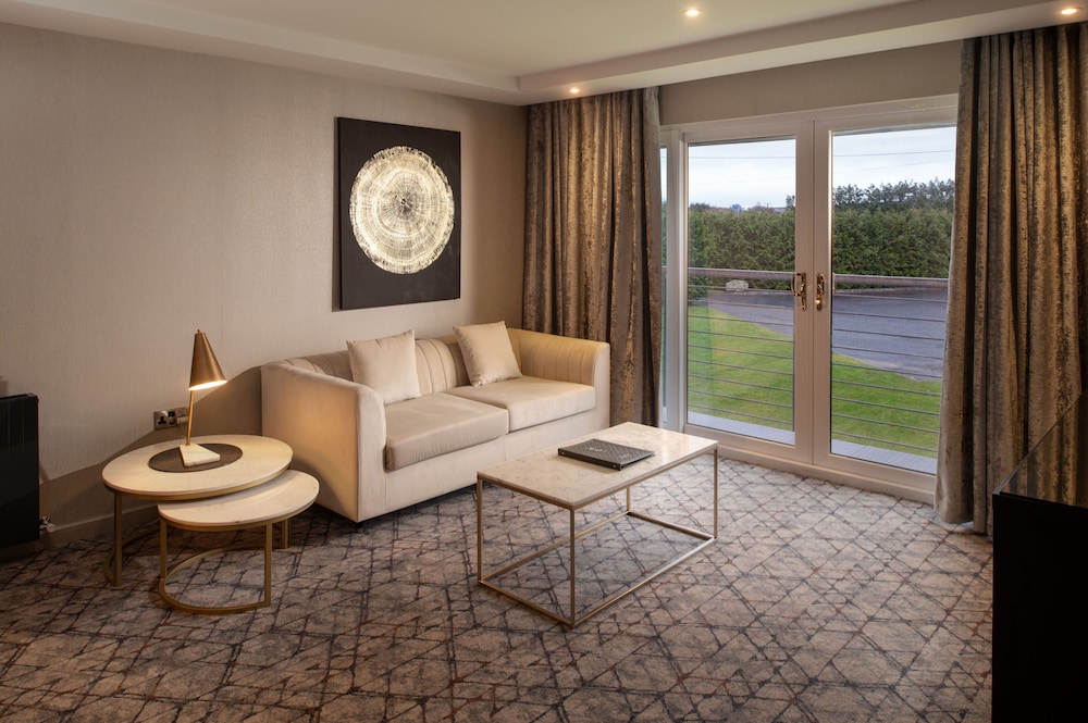 Radstone Hotel 22/50