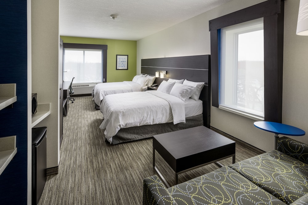 Holiday Inn Express Suites Saskatoon East University 20/78