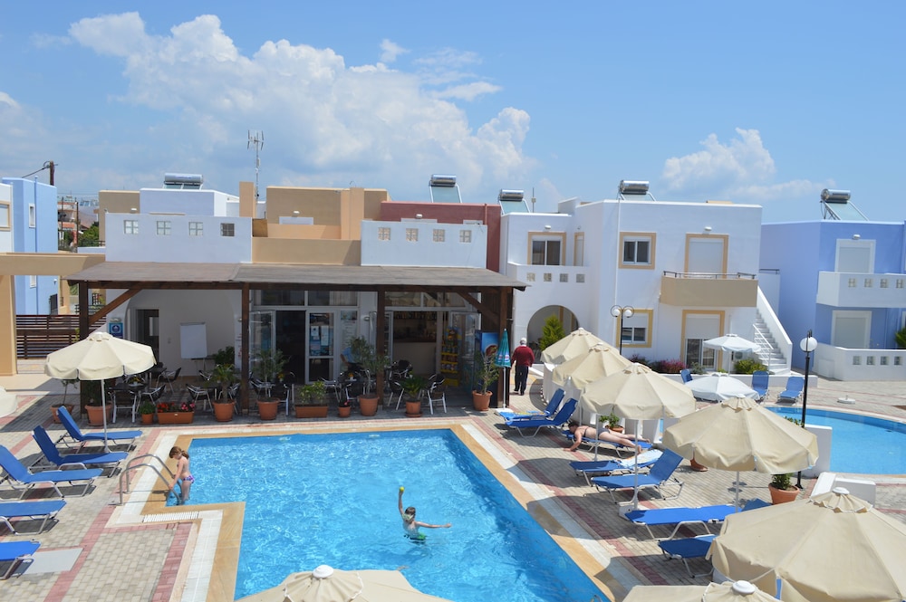 Gennadi Gardens Apartments 22/25