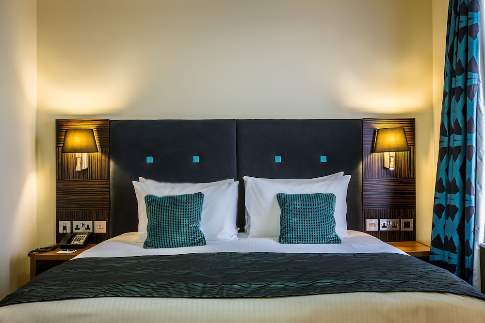 Holiday Inn London - Kensington High St. by IHG 19/81