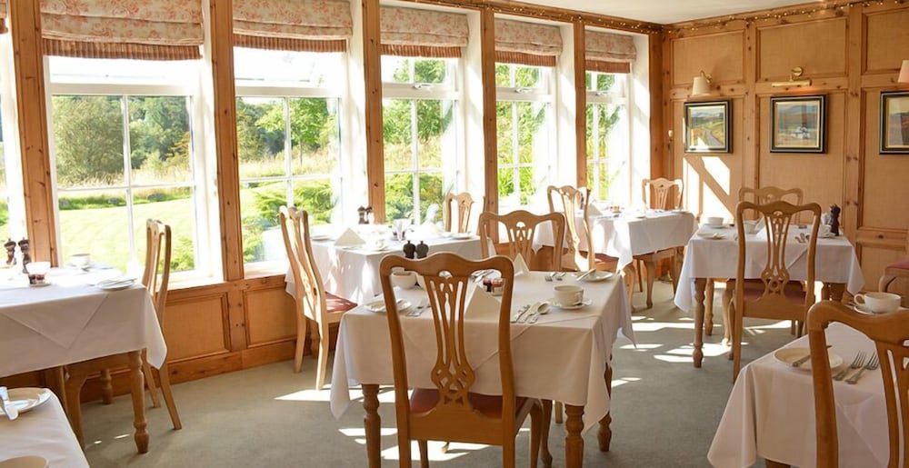 Eilean Iarmain Hotel 30/35
