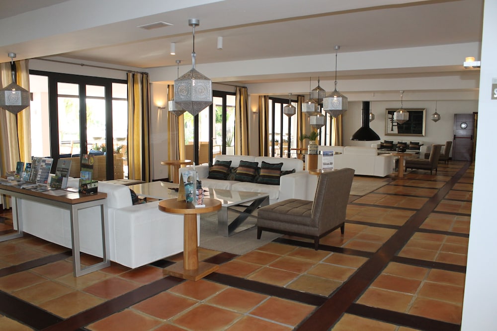 Parador De Mojacar 30/50