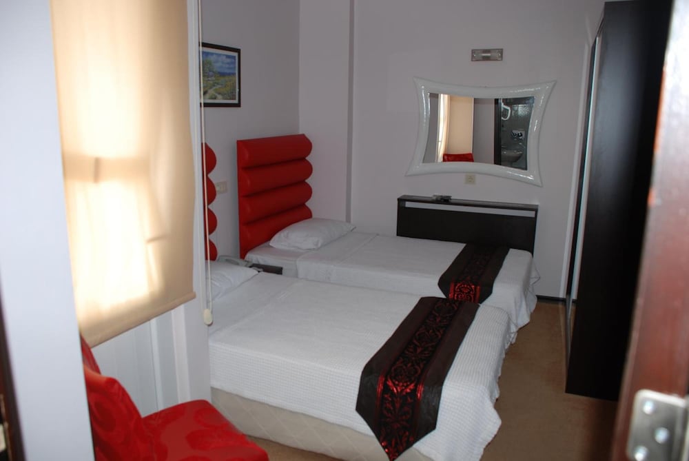 TIMYA HOTEL 6/55