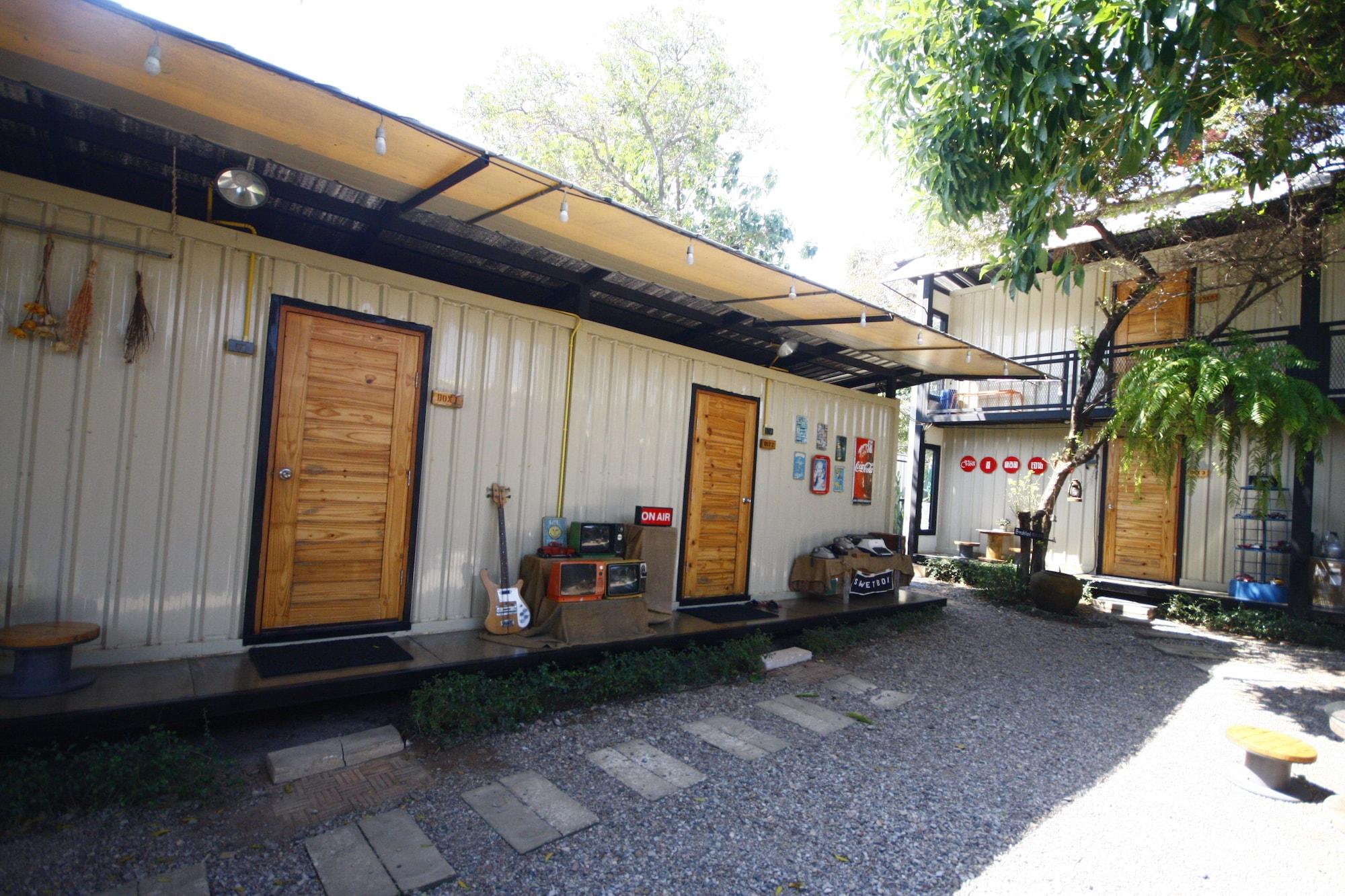 Sweet Box Bed And Breakfast 54/67