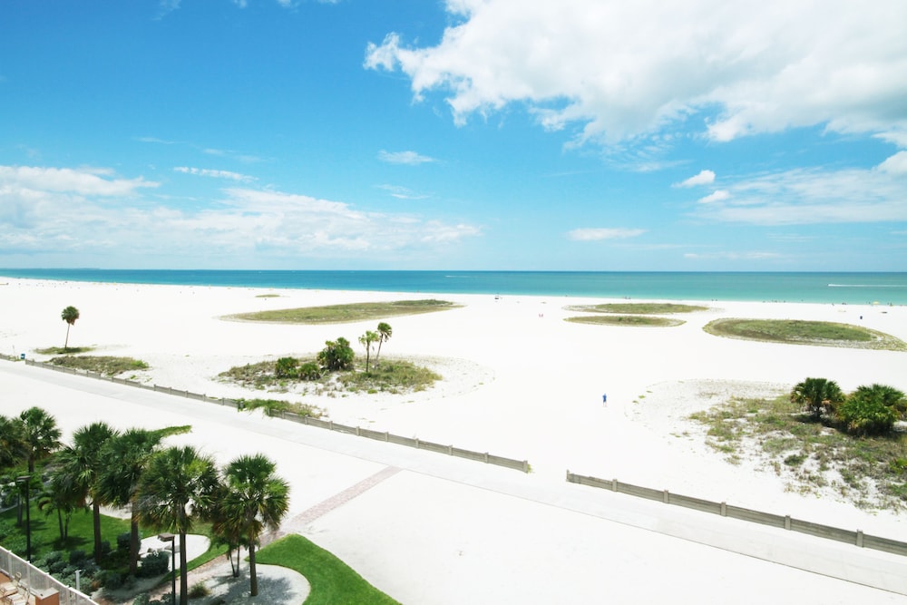 Surf Beach Resort 43/50