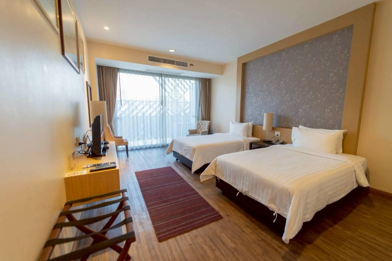 Superior, Twin Beds