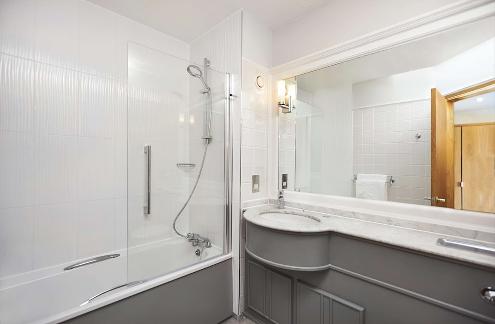 DOUBLETREE BY HILTON COVENTRY 7/36
