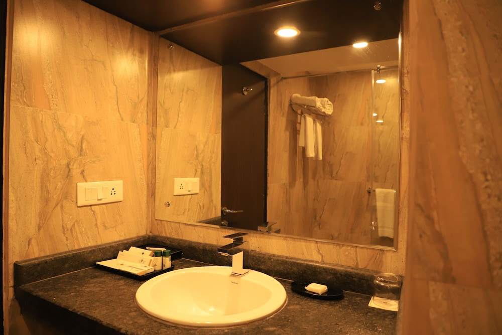 Hotel Natraj 35/35