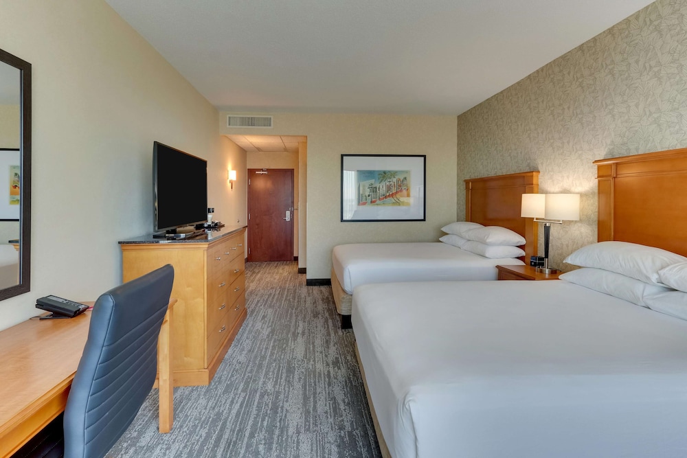 Drury Inn & Suites Orlando 12/60