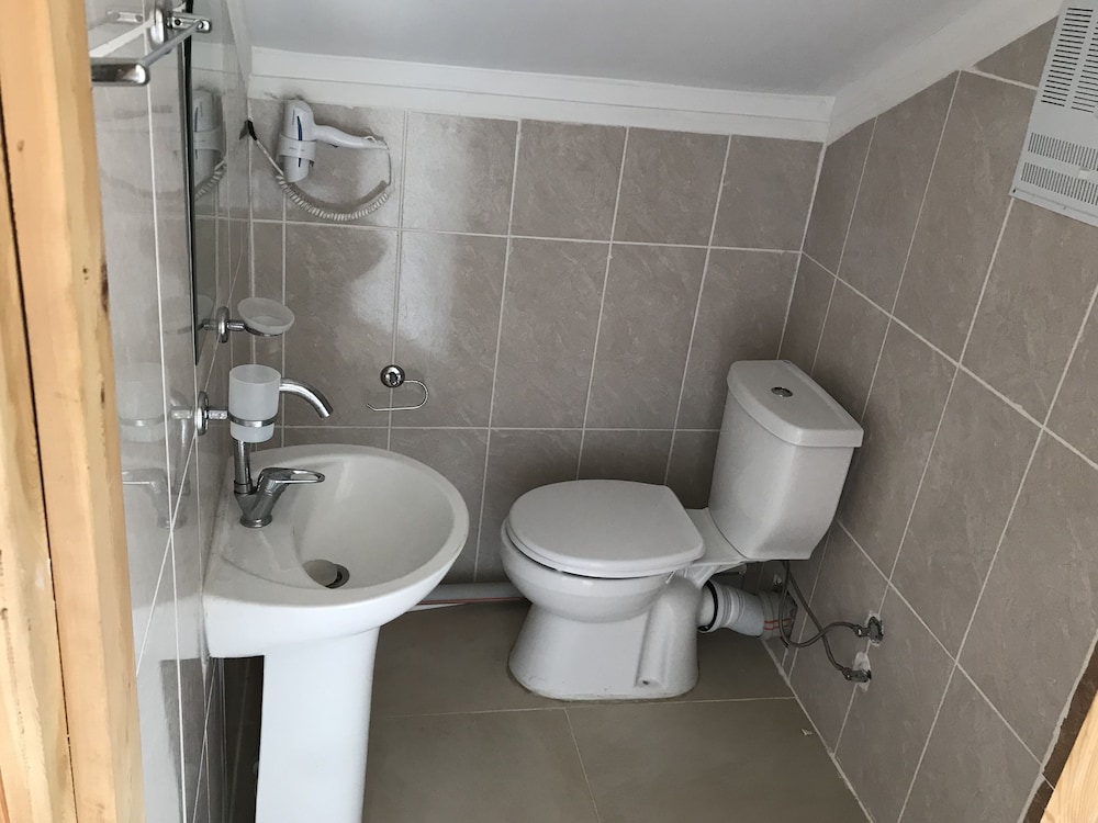 Ayanya Beach & Bistro Bungalows 38/42