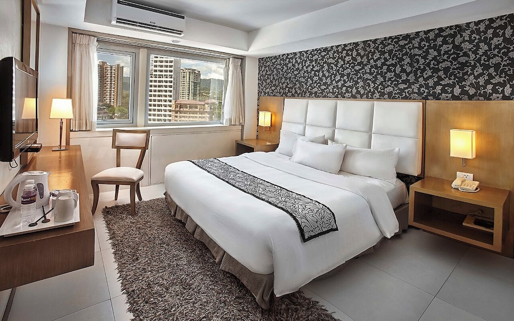EXECUTIVE, DOUBLE BED