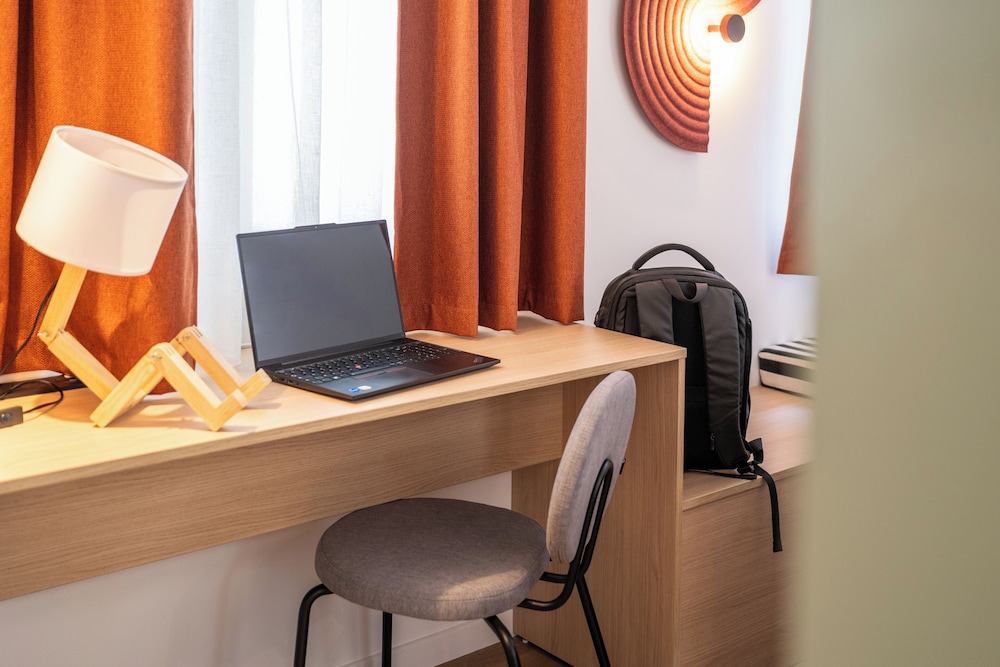 Hotel De L ill 32/41