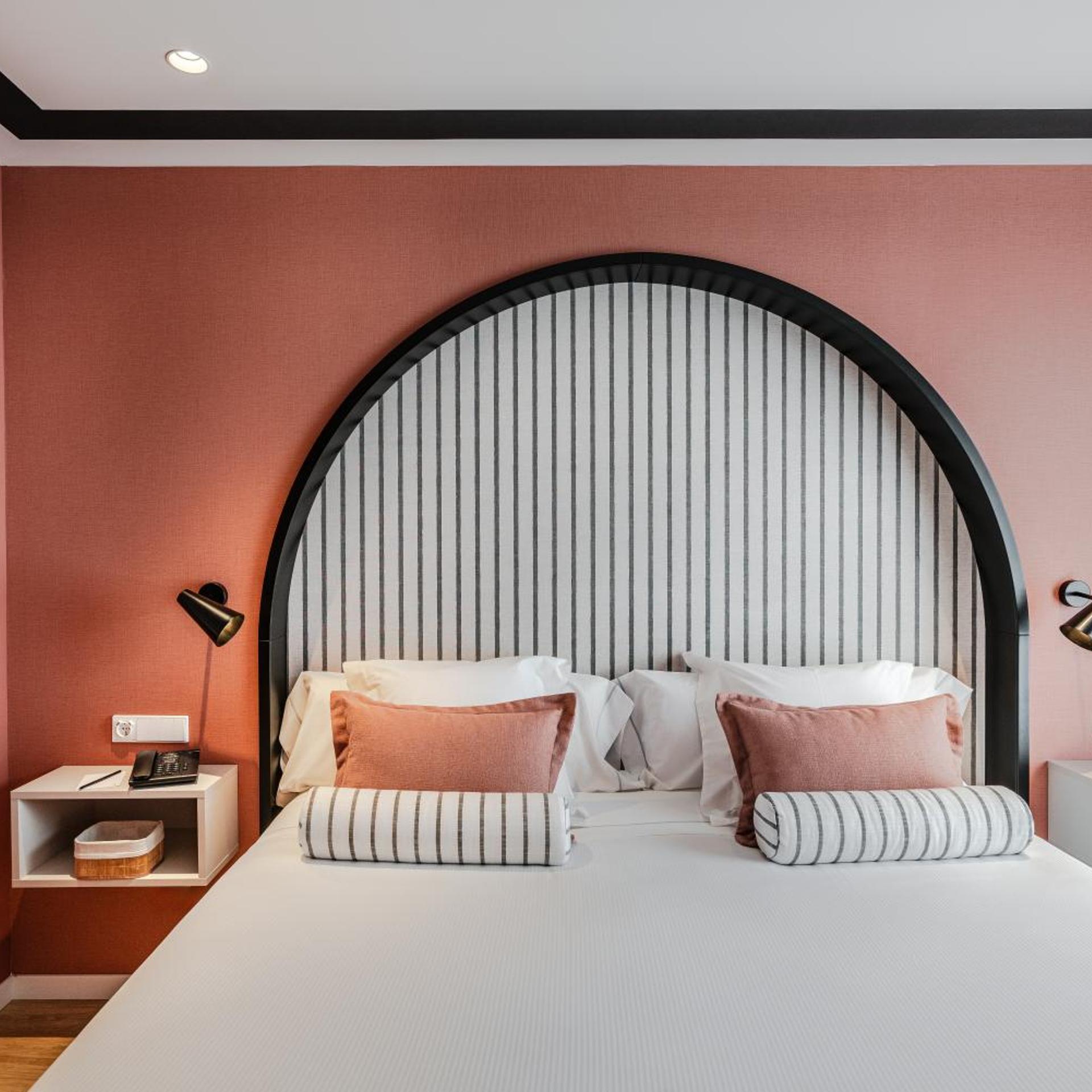 غرفة بسرير مزدوج أو سريرين منفصلين، Hotel Vincci Bonjardim 4/7
