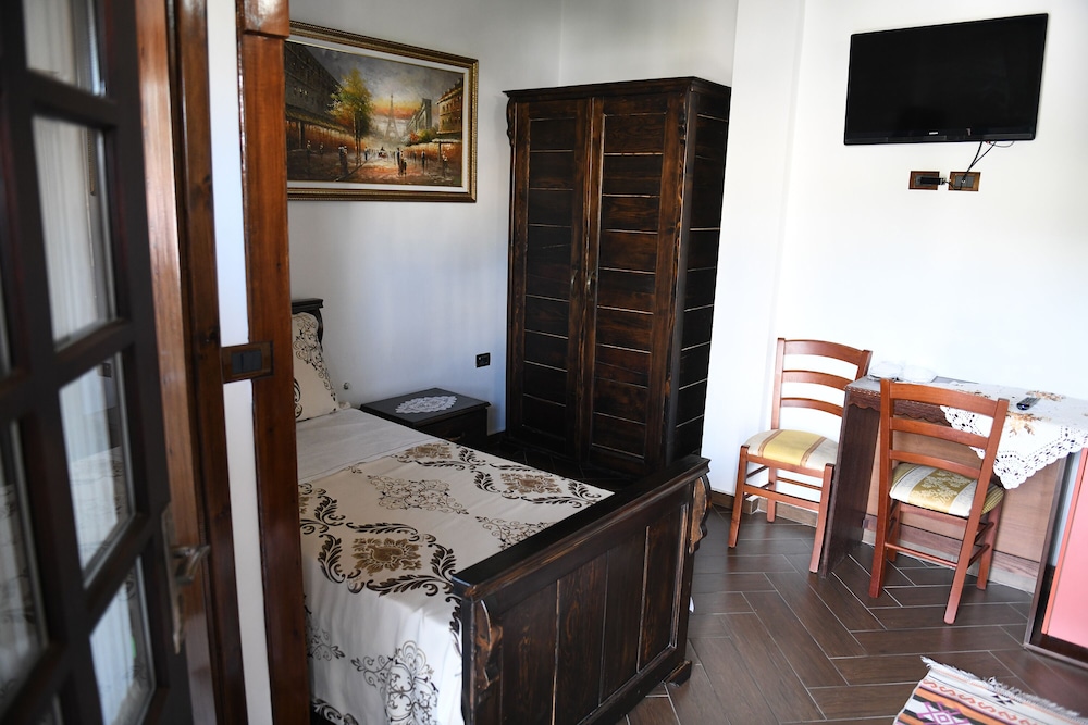Hotel Kaceli 31/76