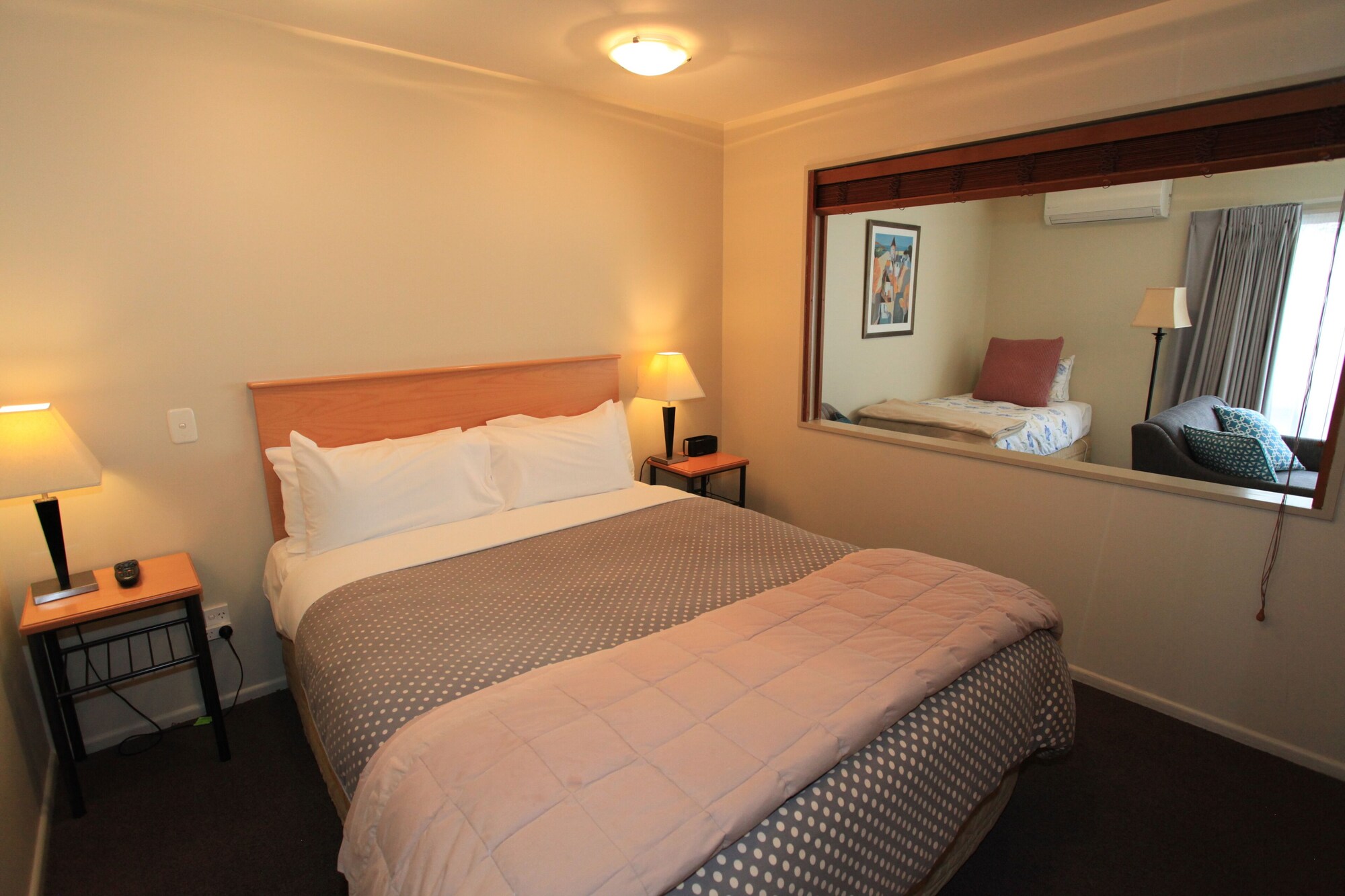 1 BEDROOM, APARTMENT