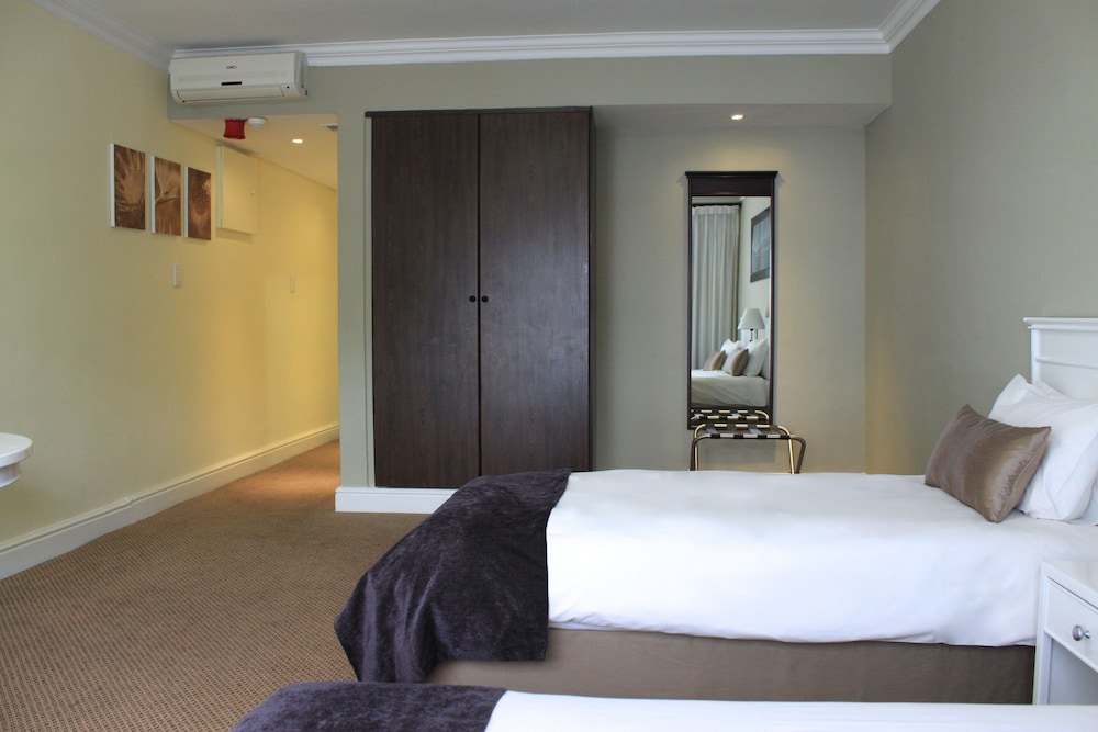 The New Tulbagh Hotel 16/29