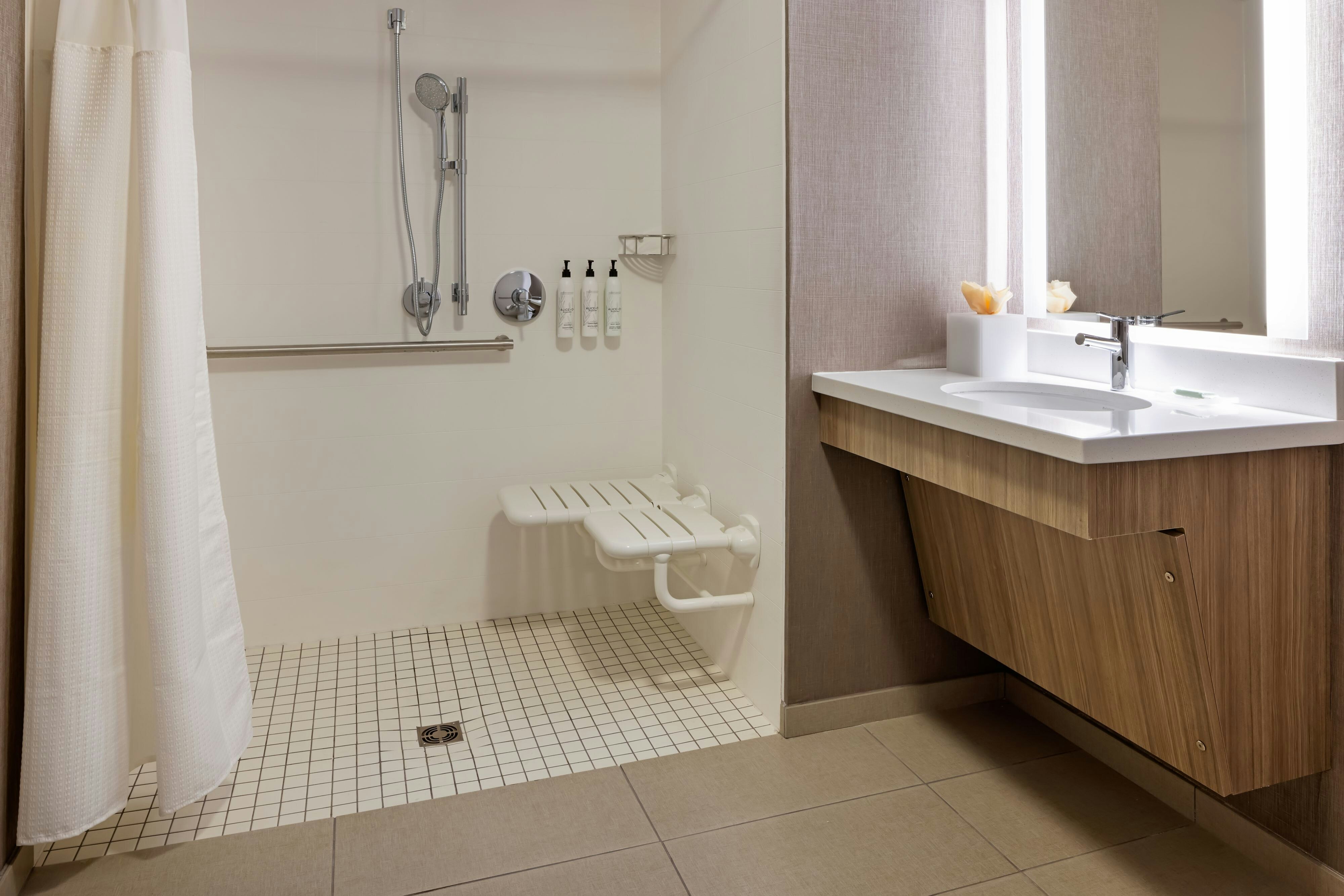 SpringHill Suites Turlock 16/18
