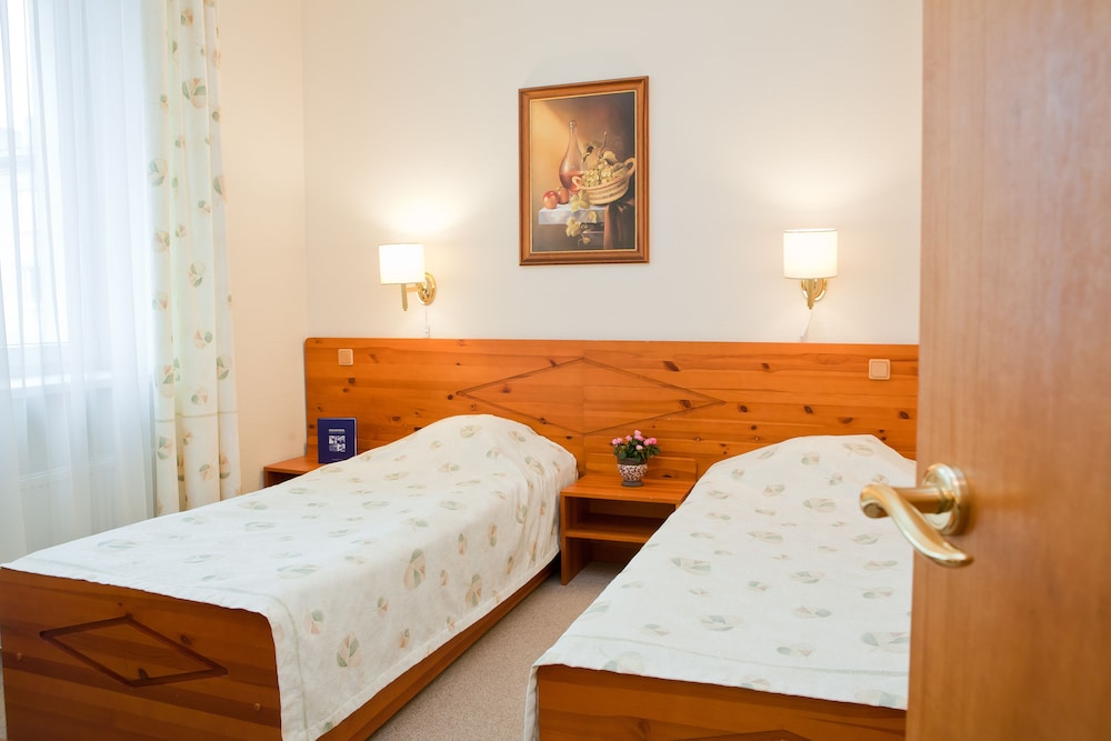 KOLONNA HOTEL BRIGITA 14/48