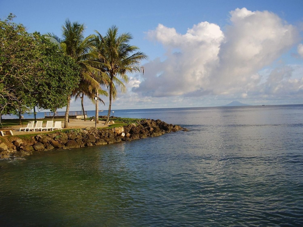 Tanjung Lesung Beach Hotel 37/50