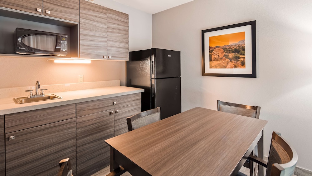 Best Western Plus Sun Canyon 19/43