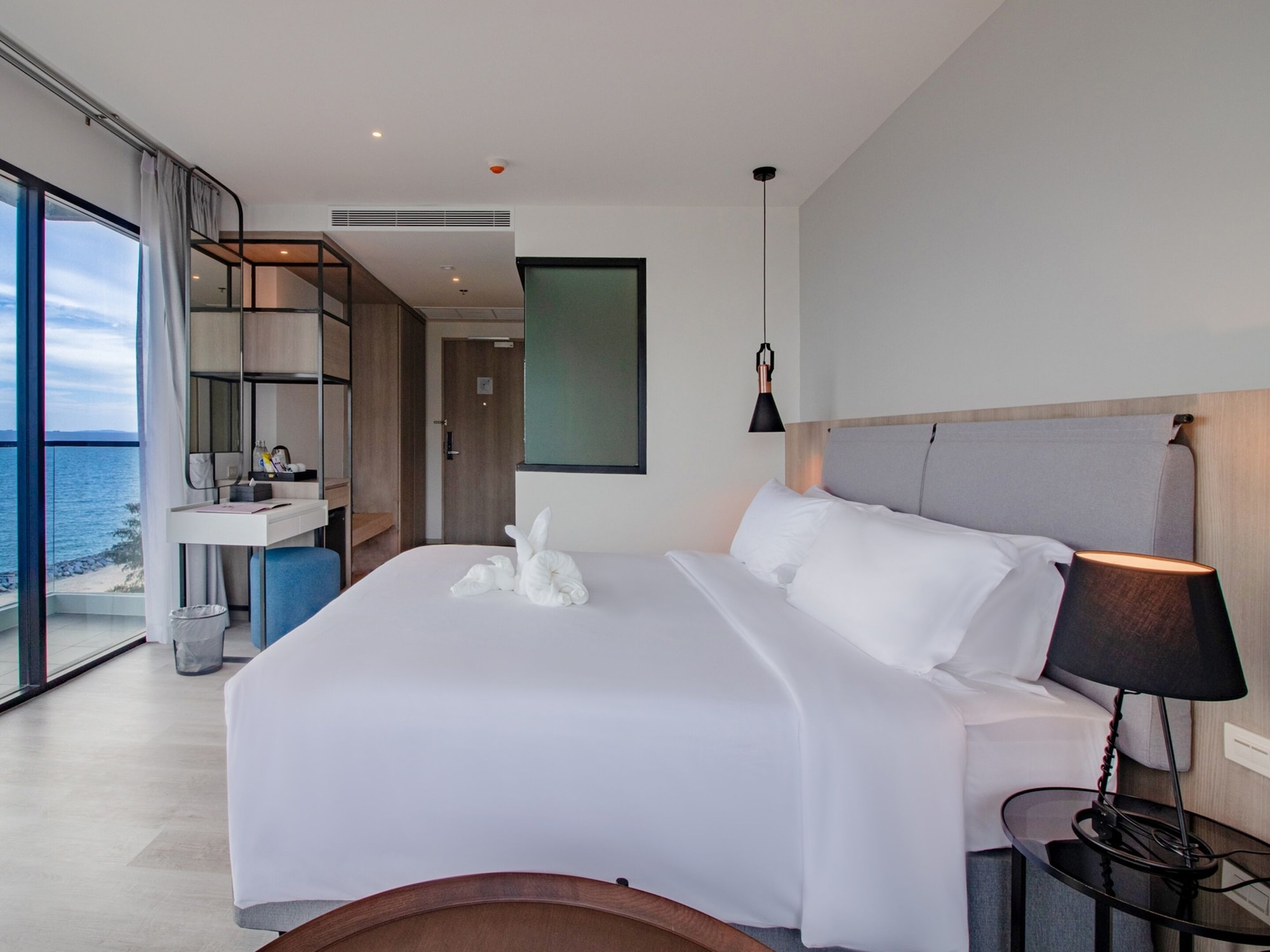 غرفة بريميير بسرير كوين بإطلالة على البحر، Fortune Saeng Chan Beach Rayong 2/7