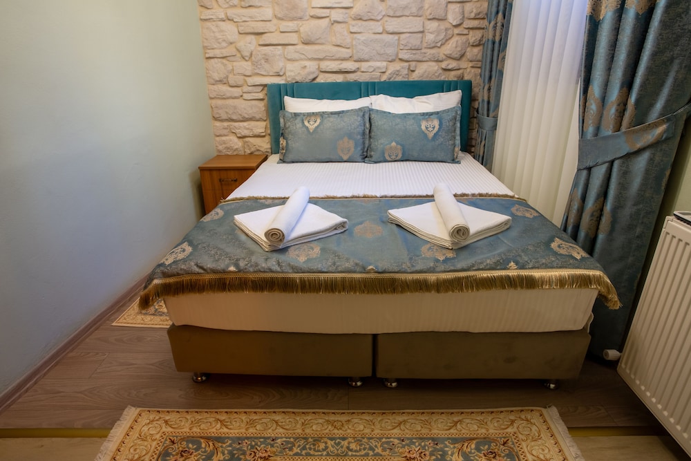 Sayina Hotel 36/50