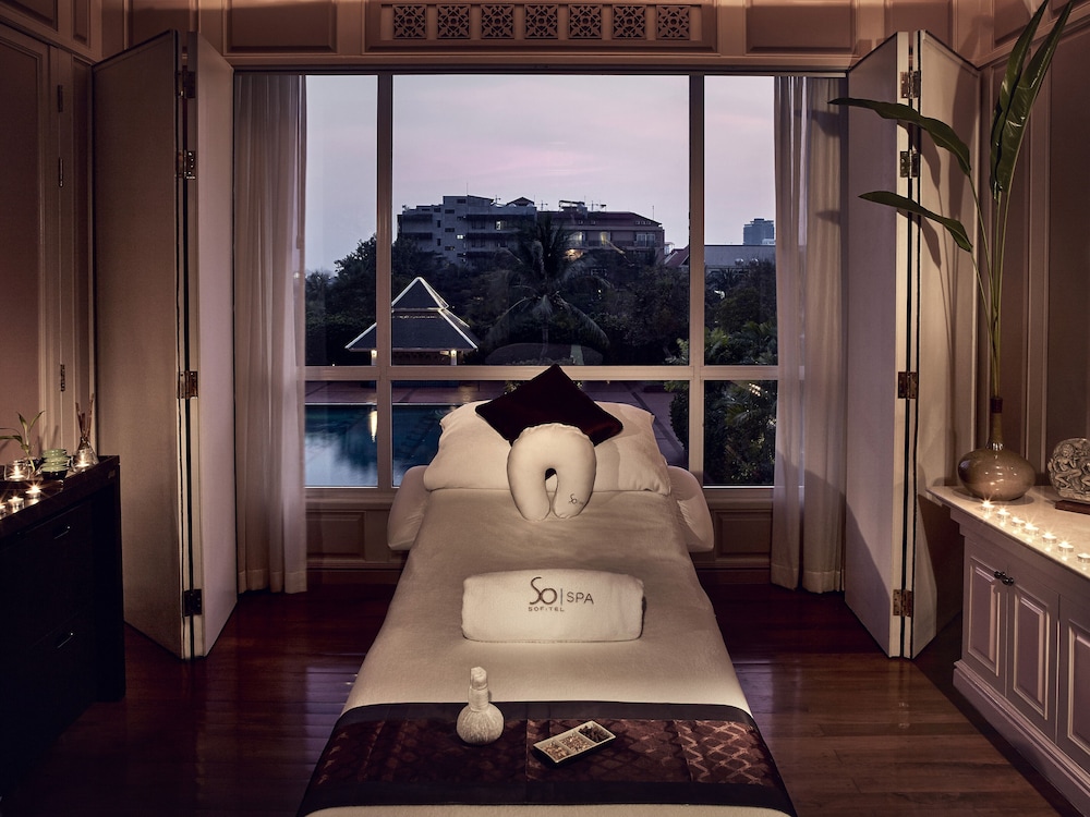 Sofitel Phnom Penh Phokeethra Hotel 25/76