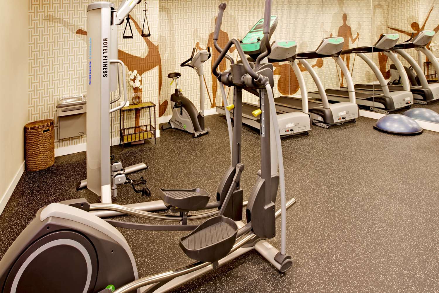 MainStay Suites Chicago Schaumburg 5/5