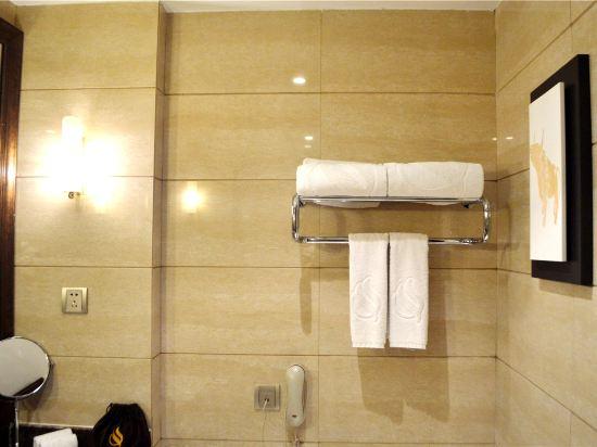 Chun Xue Four Seasons Hotel 57/57