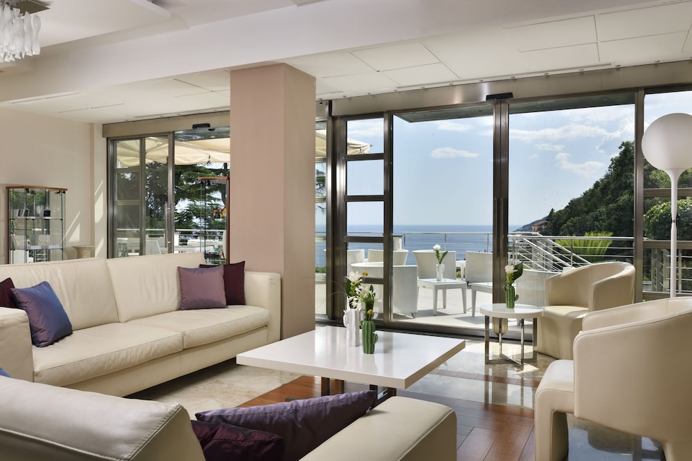 Paradiso Relais Hotel 64/92