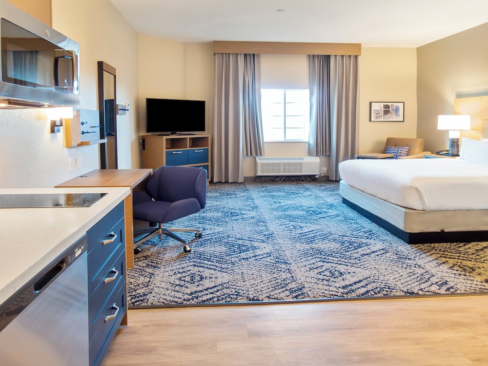 Candlewood Suites Avondale-New Orleans 11/42