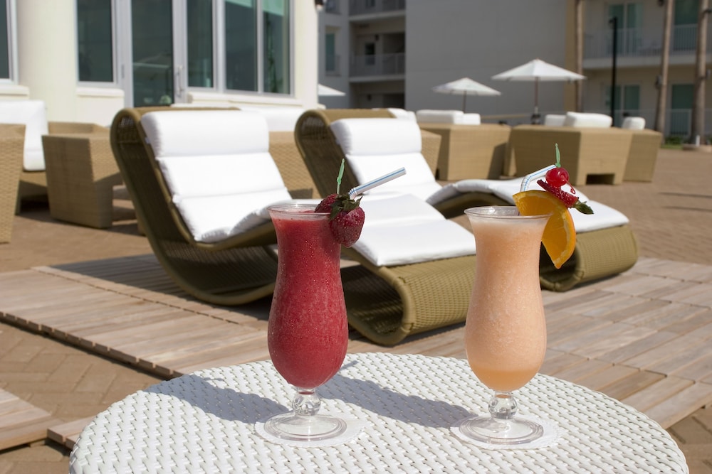 Peninsula Island Resort Spa All Suites 44/66