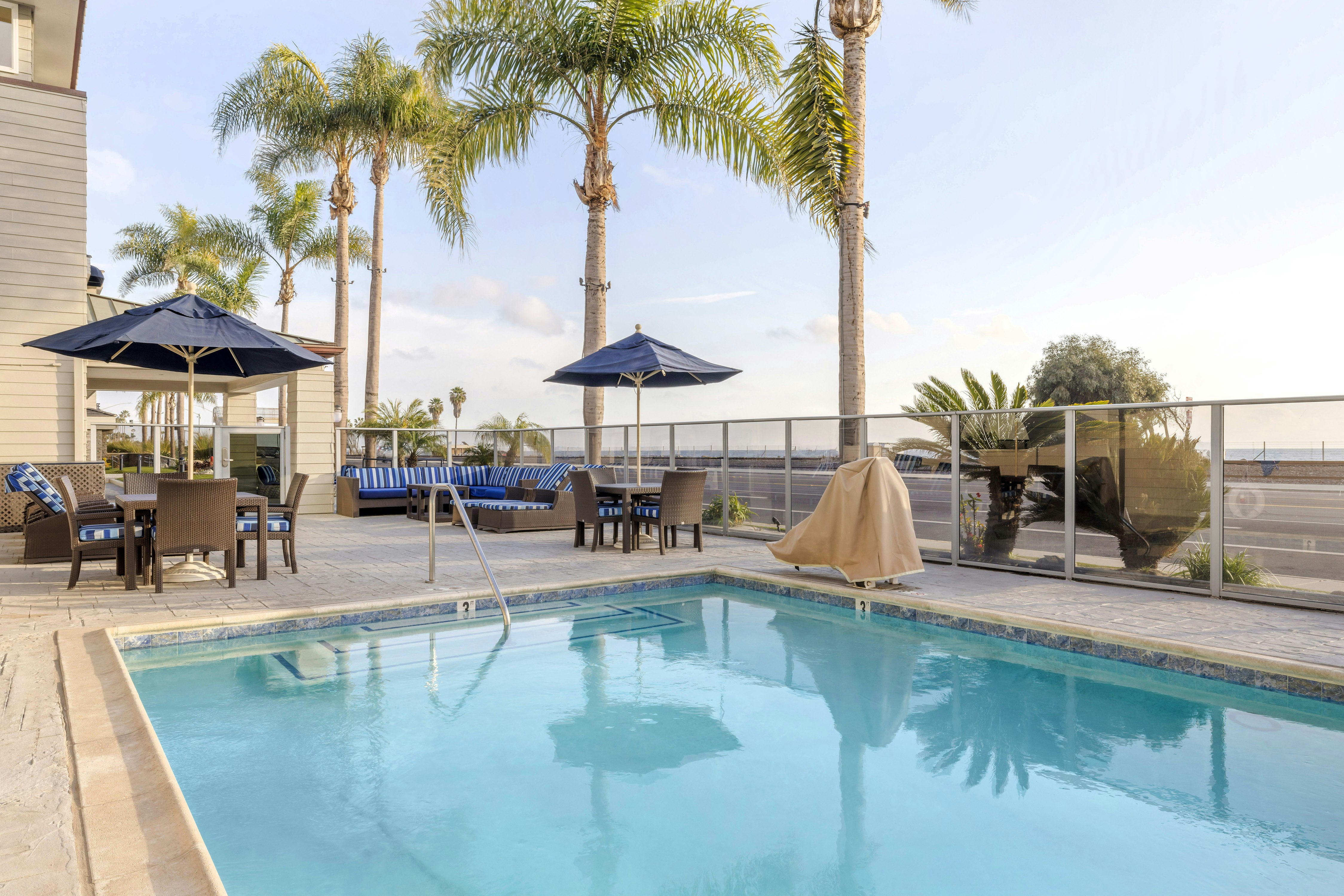 Hilton Vacation Club Riviera Beach & Shores, CA 19/28