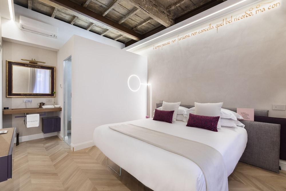 Poesis Experience Hotel 16/65