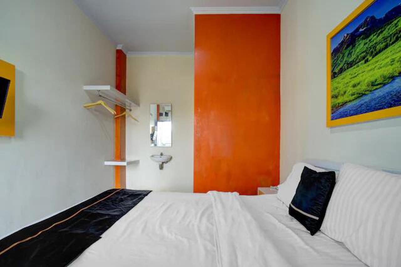 Hotel O near Mall Boemi Kedaton formerly Hotel Lima Residence 9/10