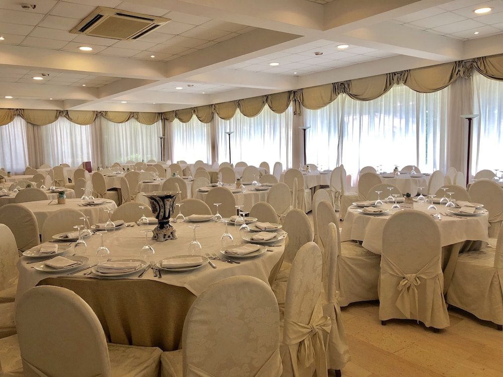Domizia Palace Hotel 44/62
