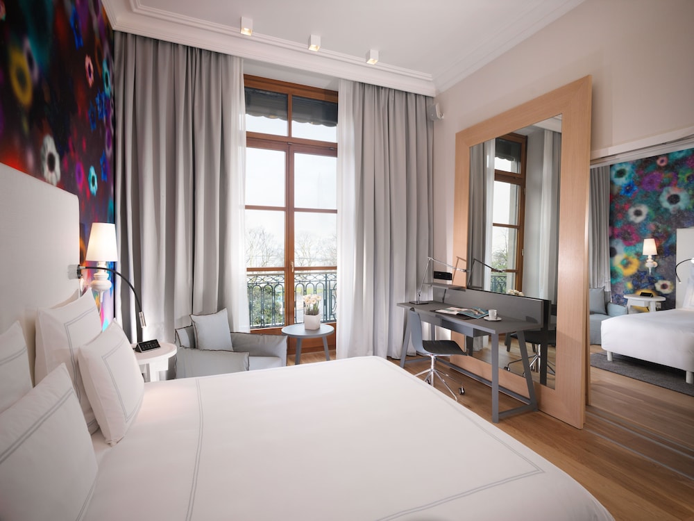 Garden, Deluxe، Hotel Metropole Geneve 2/6