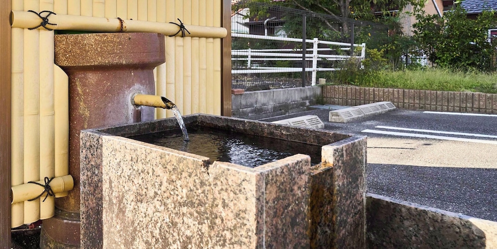 Okasan Hotel 32/58