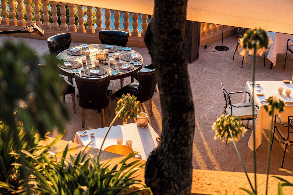 Hotel Creu de Tau Art and Spa - Adults Only 99/111