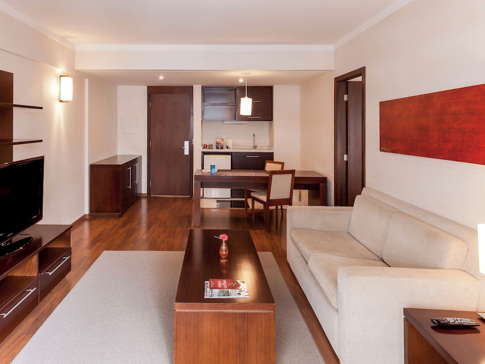 Mercure Sao Paulo Grand Plaza Paulista 53/71