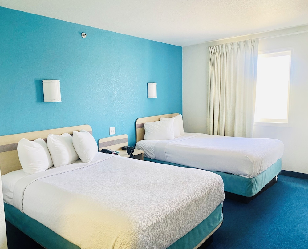 Motel6 Red Deer, AB 27/67