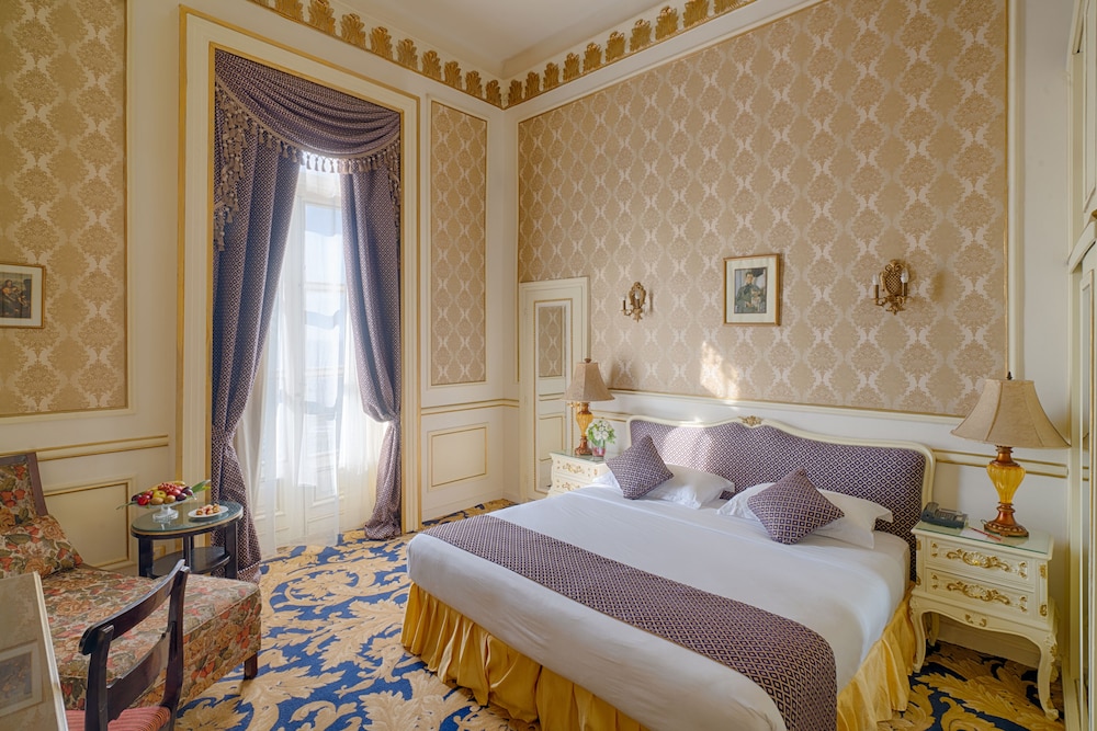 GOLD, JUNIOR SUITE, SEA VIEW