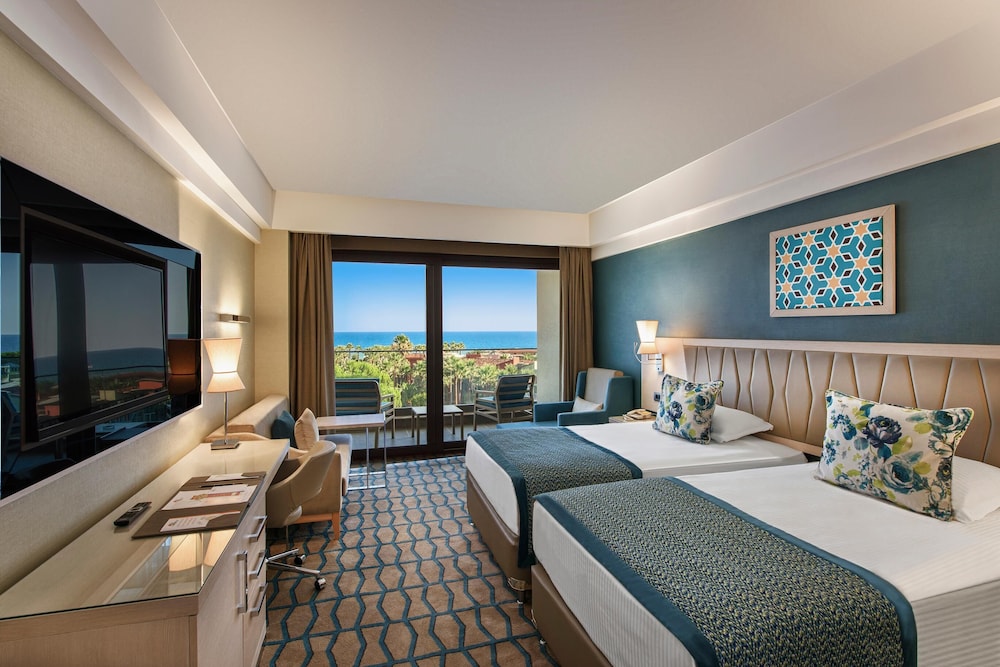 Family, Twin Beds, Sofa, Deluxe Building