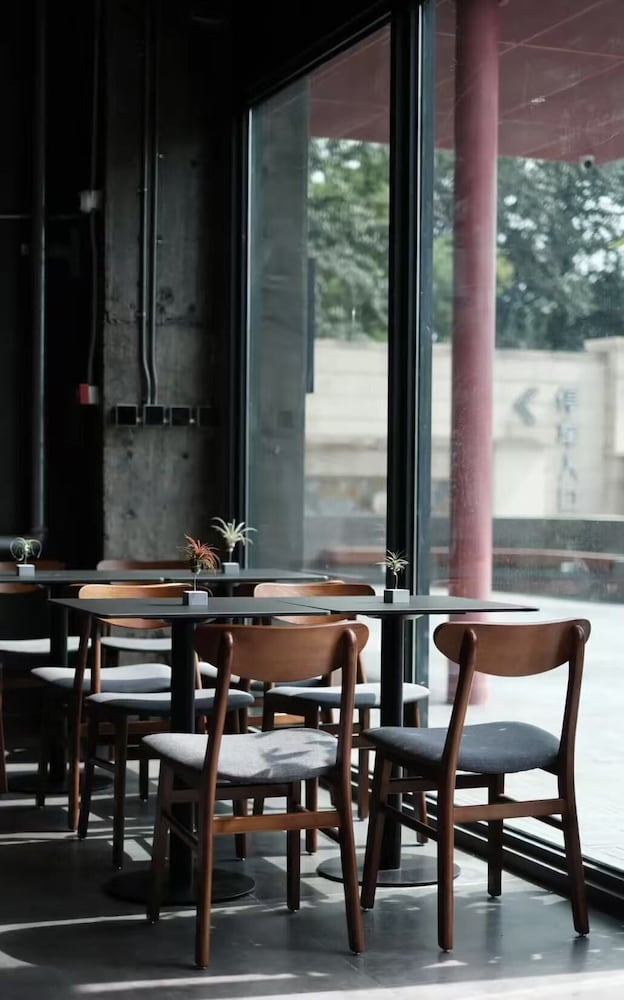 base-Wangfujing Serviced Apartment 33/50